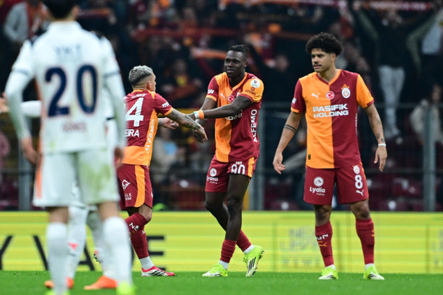 Galatasaray, RAMS Başakşehir karşısında şampiyonluk ateşini yaktı Galatasaray, RAMS Başakşehir karşısında şampiyonluk ateşini yaktı